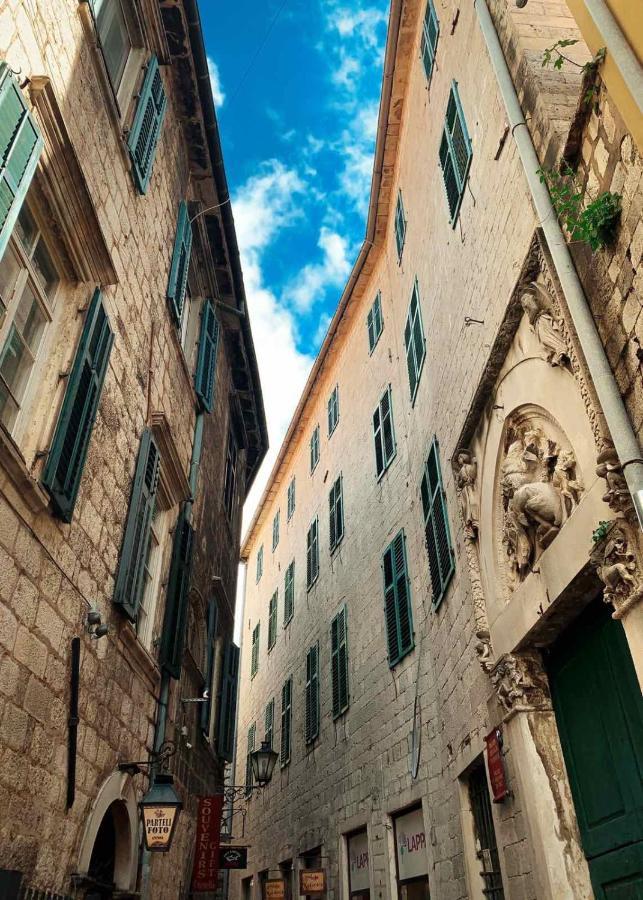 Kotor Old Town Palace Bucha מראה חיצוני תמונה