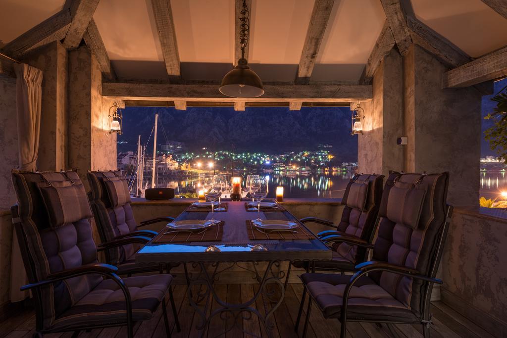 Kotor Old Town Palace Bucha מראה חיצוני תמונה